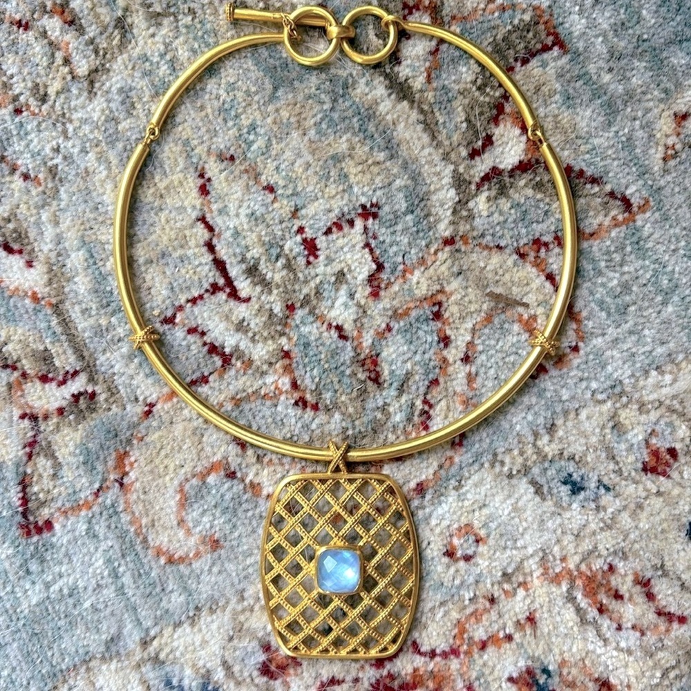 JULIE VOS LOIRE Collar Statement Necklace Designer 24k gold plate blue glass